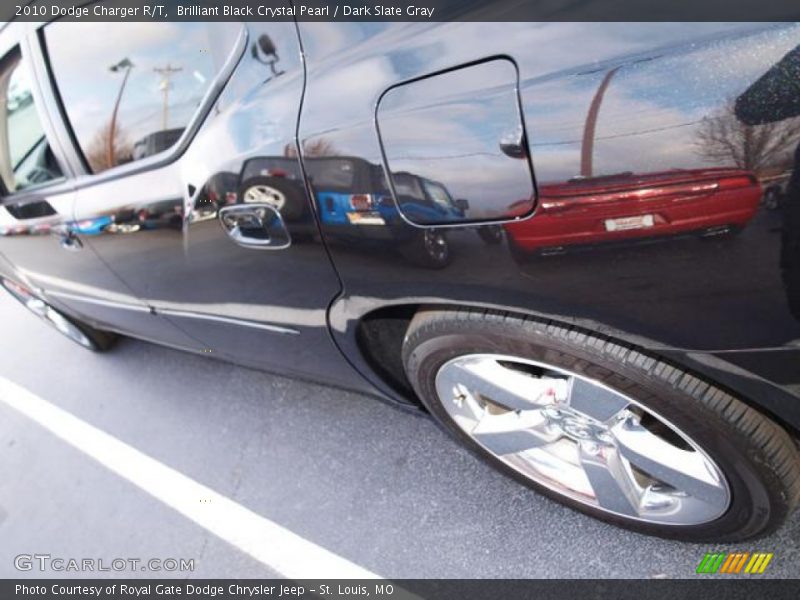 Brilliant Black Crystal Pearl / Dark Slate Gray 2010 Dodge Charger R/T