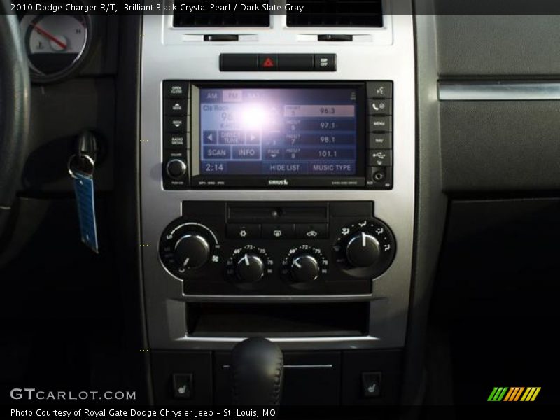 Brilliant Black Crystal Pearl / Dark Slate Gray 2010 Dodge Charger R/T