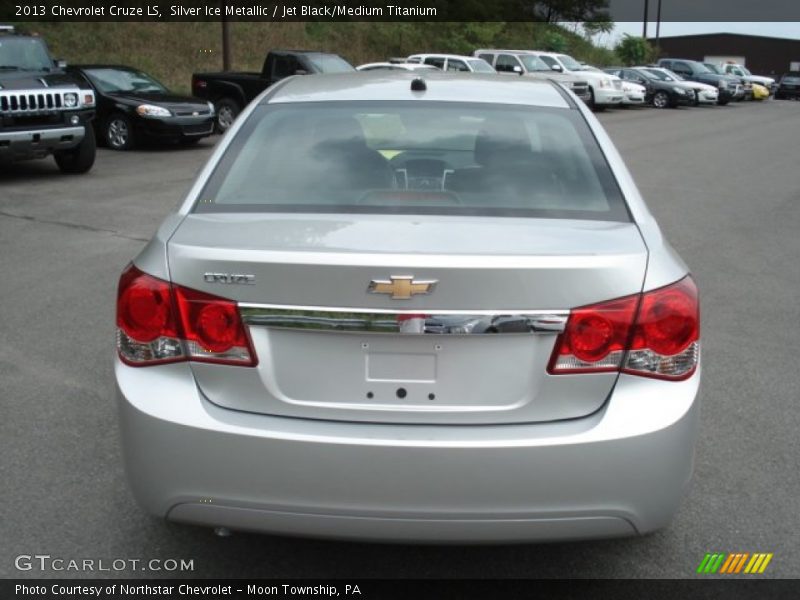 Silver Ice Metallic / Jet Black/Medium Titanium 2013 Chevrolet Cruze LS