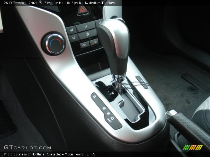 Silver Ice Metallic / Jet Black/Medium Titanium 2013 Chevrolet Cruze LS