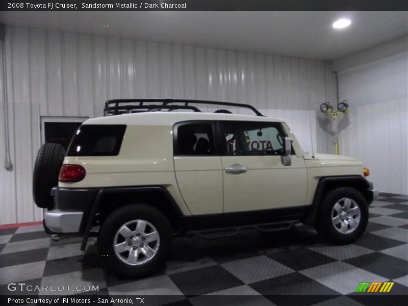 Sandstorm Metallic / Dark Charcoal 2008 Toyota FJ Cruiser