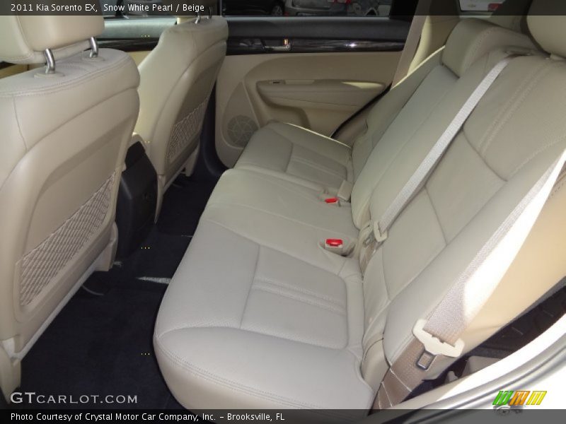 Snow White Pearl / Beige 2011 Kia Sorento EX