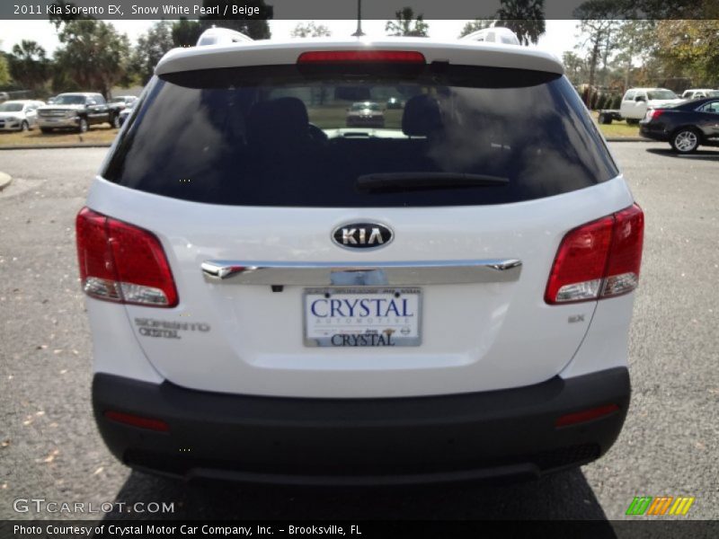 Snow White Pearl / Beige 2011 Kia Sorento EX