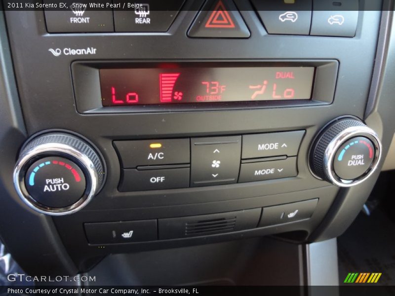 Snow White Pearl / Beige 2011 Kia Sorento EX