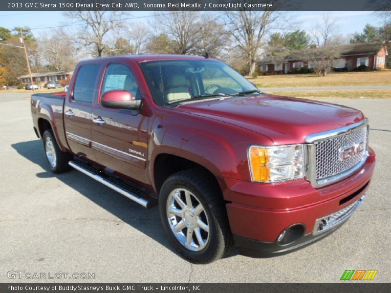 Front 3/4 View of 2013 Sierra 1500 Denali Crew Cab AWD