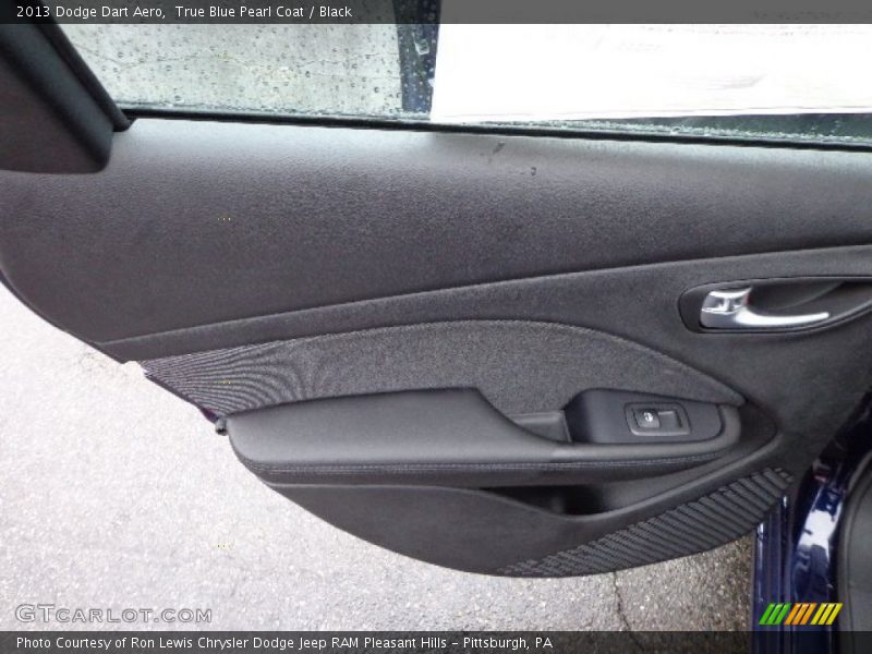 True Blue Pearl Coat / Black 2013 Dodge Dart Aero