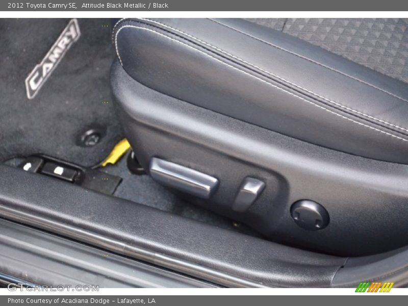 Attitude Black Metallic / Black 2012 Toyota Camry SE