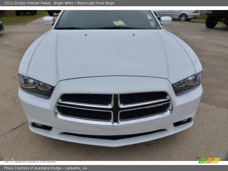Bright White / Black/Light Frost Beige 2011 Dodge Charger Rallye