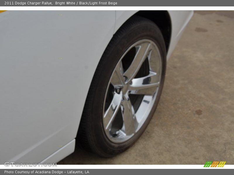 Bright White / Black/Light Frost Beige 2011 Dodge Charger Rallye