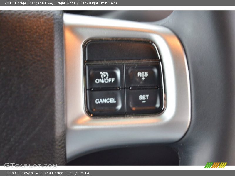 Bright White / Black/Light Frost Beige 2011 Dodge Charger Rallye