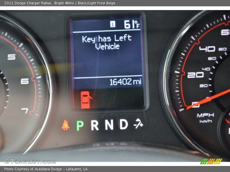 Bright White / Black/Light Frost Beige 2011 Dodge Charger Rallye