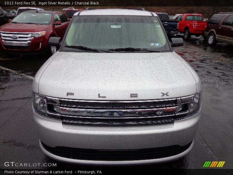 Ingot Silver Metallic / Charcoal Black 2013 Ford Flex SE
