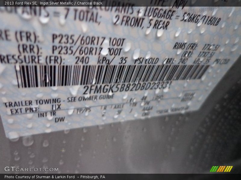 Ingot Silver Metallic / Charcoal Black 2013 Ford Flex SE