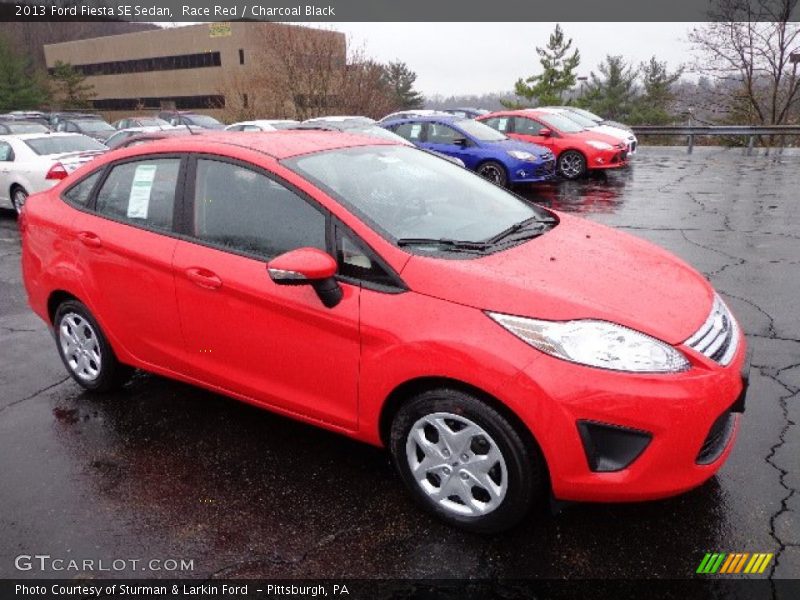 Race Red / Charcoal Black 2013 Ford Fiesta SE Sedan
