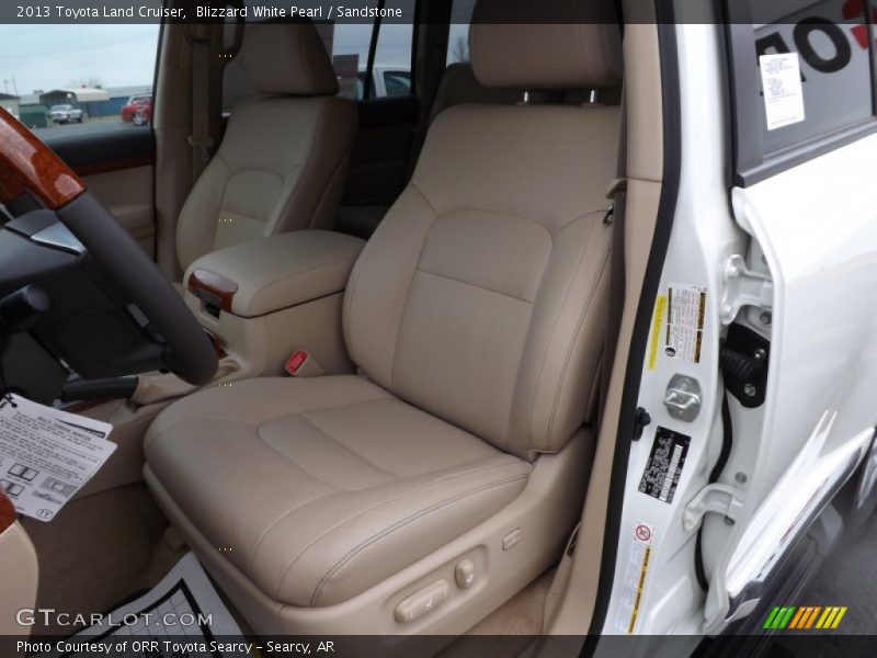 Blizzard White Pearl / Sandstone 2013 Toyota Land Cruiser