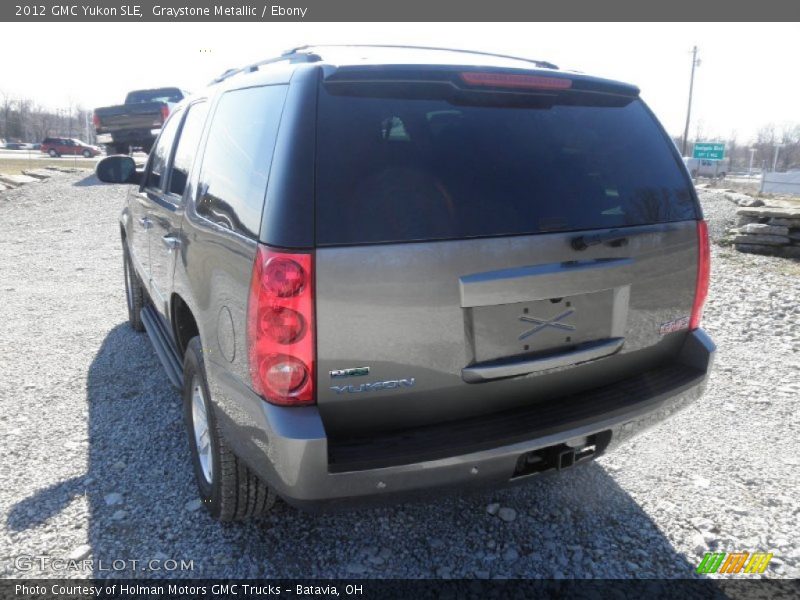 Graystone Metallic / Ebony 2012 GMC Yukon SLE