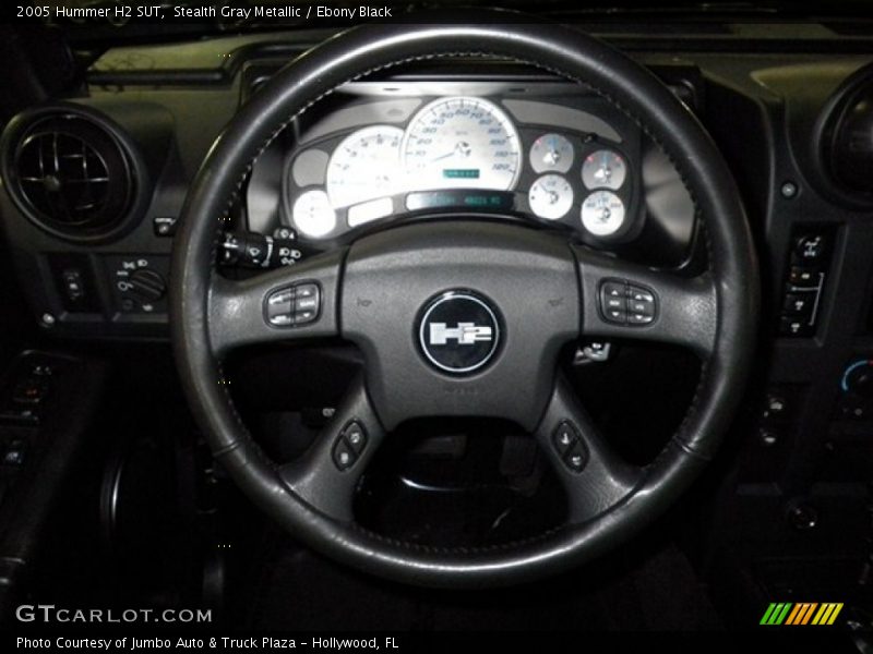  2005 H2 SUT Steering Wheel