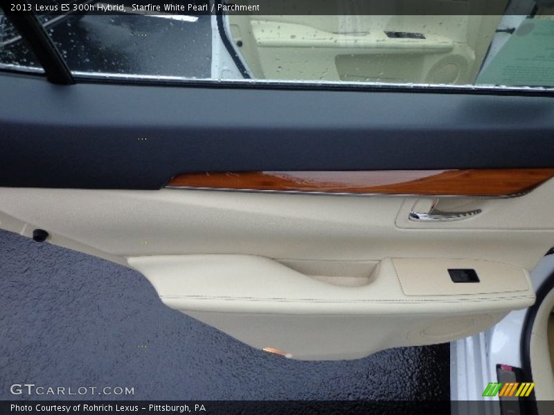 Starfire White Pearl / Parchment 2013 Lexus ES 300h Hybrid