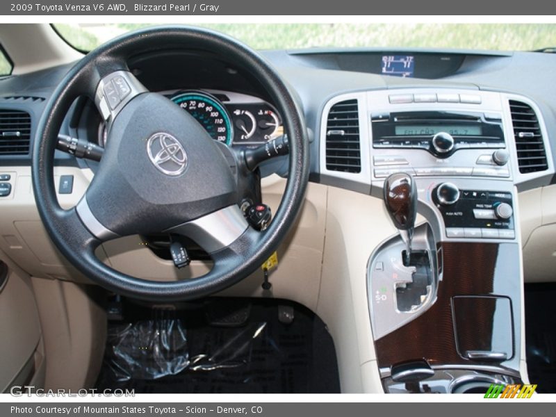 Blizzard Pearl / Gray 2009 Toyota Venza V6 AWD