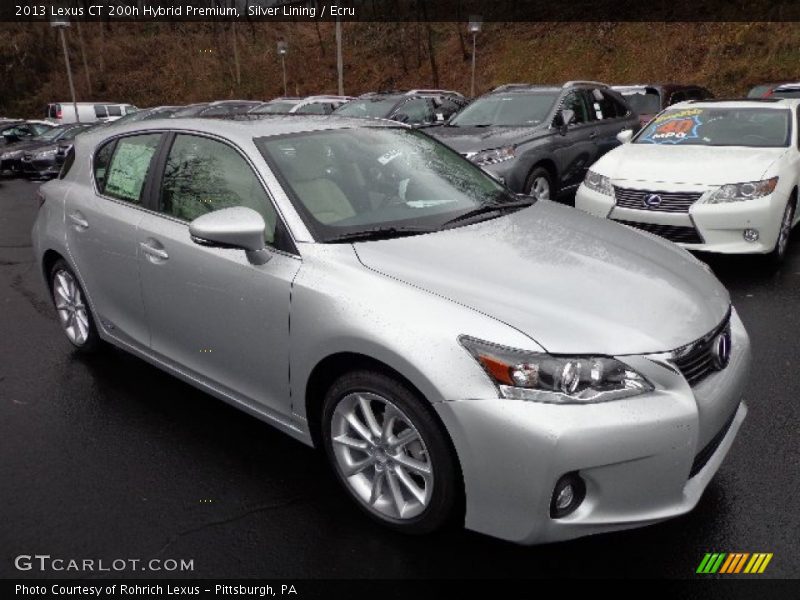 Front 3/4 View of 2013 CT 200h Hybrid Premium