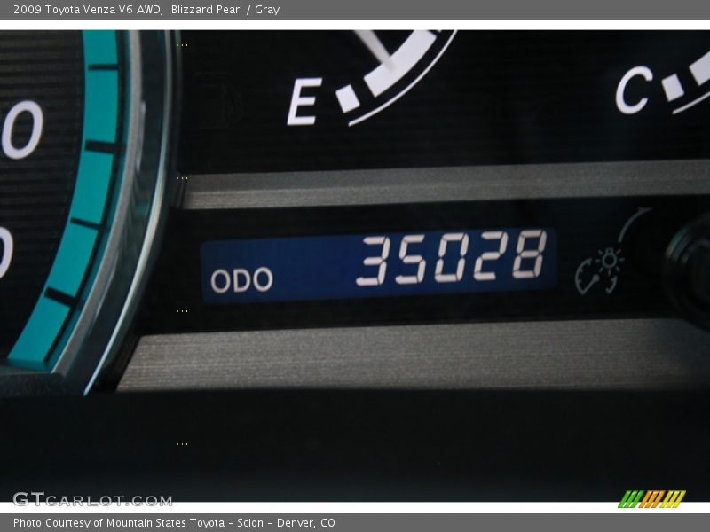 Blizzard Pearl / Gray 2009 Toyota Venza V6 AWD