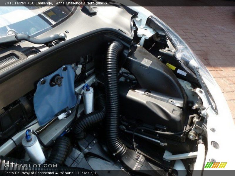 White Challenge / Nero (Black) 2011 Ferrari 458 Challenge