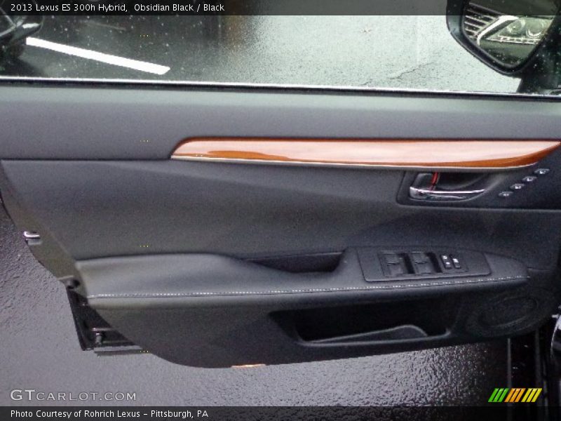Obsidian Black / Black 2013 Lexus ES 300h Hybrid