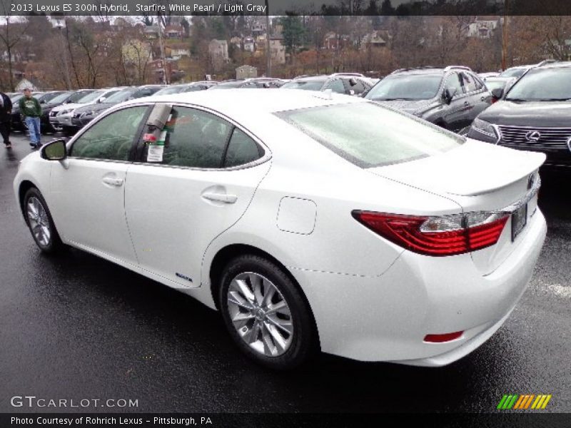 Starfire White Pearl / Light Gray 2013 Lexus ES 300h Hybrid