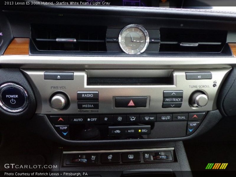 Starfire White Pearl / Light Gray 2013 Lexus ES 300h Hybrid