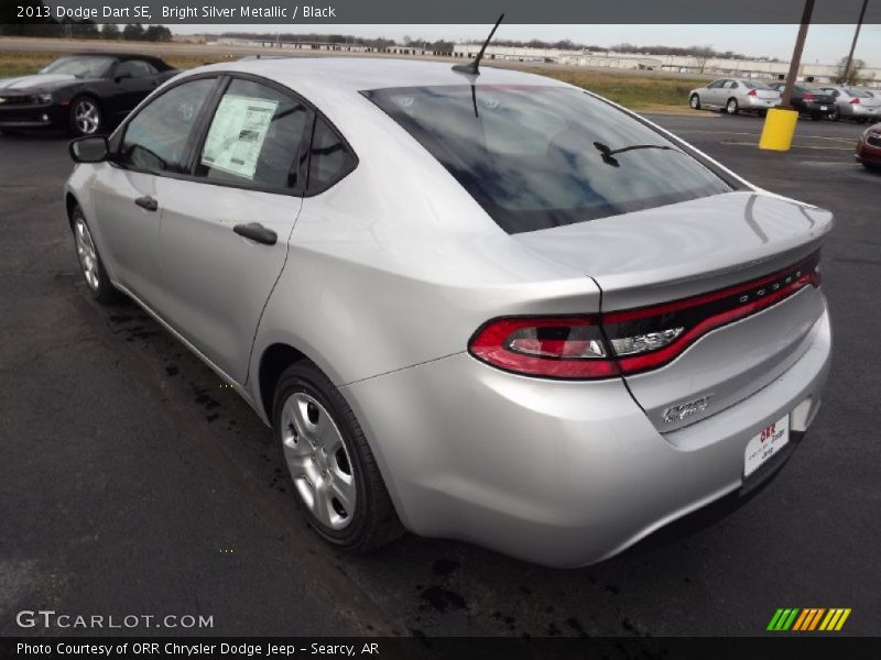 Bright Silver Metallic / Black 2013 Dodge Dart SE