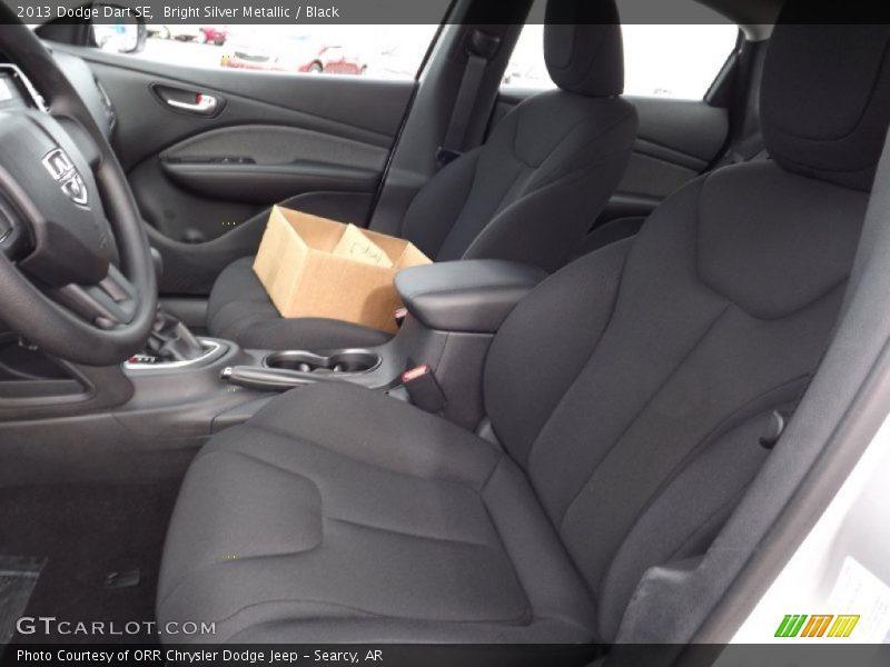 Bright Silver Metallic / Black 2013 Dodge Dart SE