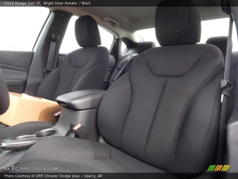 Bright Silver Metallic / Black 2013 Dodge Dart SE