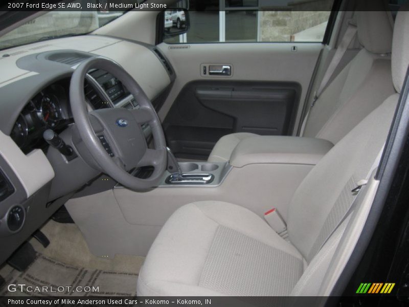 Front Seat of 2007 Edge SE AWD