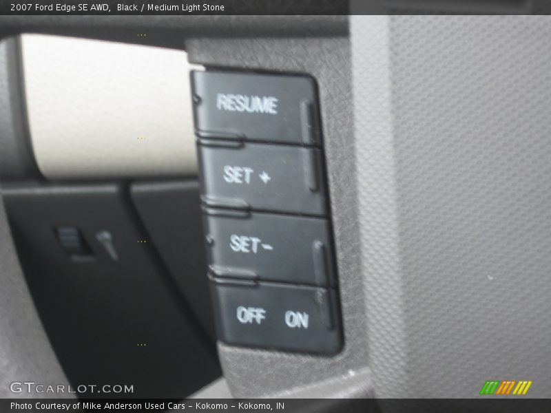 Black / Medium Light Stone 2007 Ford Edge SE AWD