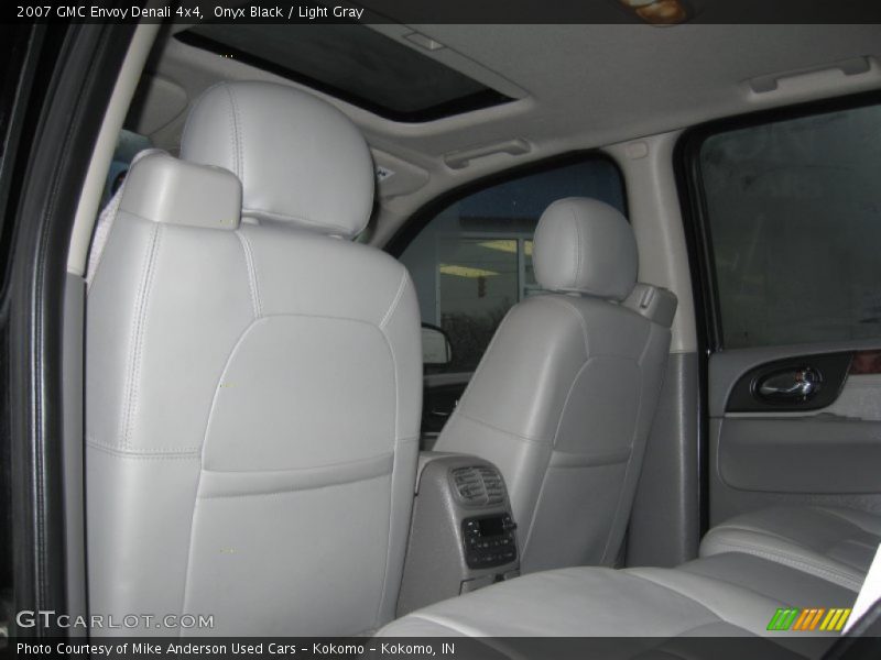 Onyx Black / Light Gray 2007 GMC Envoy Denali 4x4
