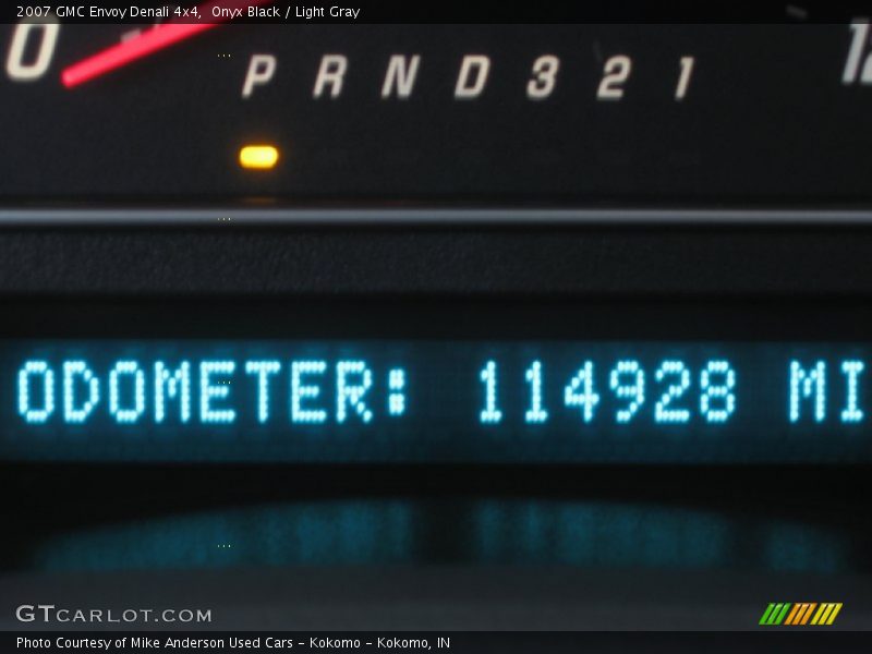 Onyx Black / Light Gray 2007 GMC Envoy Denali 4x4