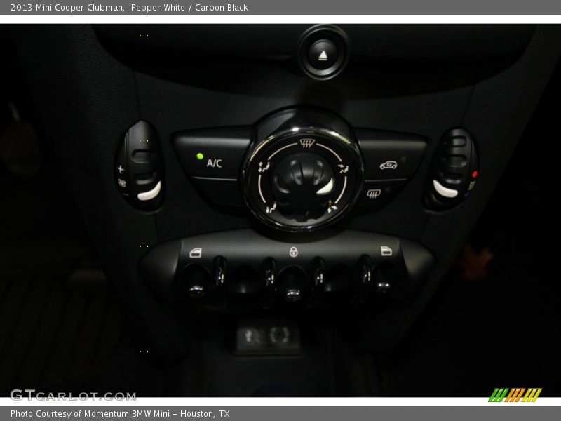 Pepper White / Carbon Black 2013 Mini Cooper Clubman