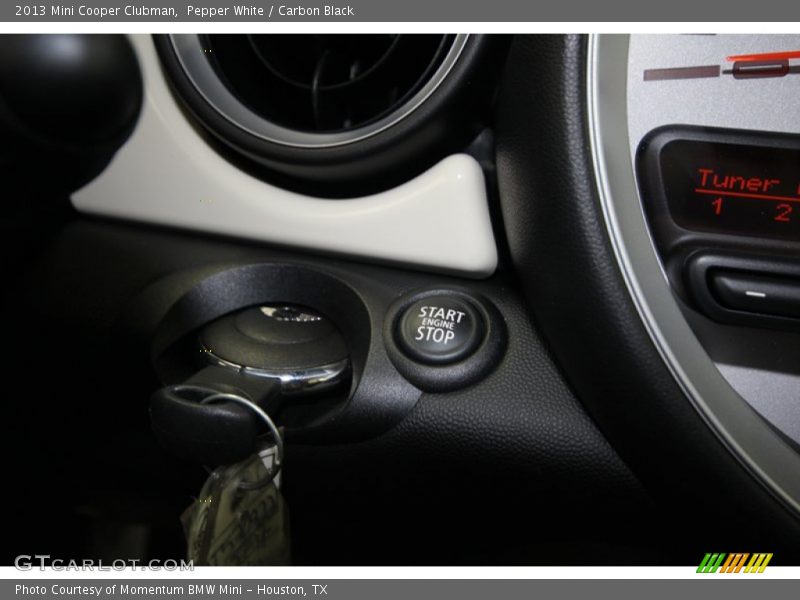 Pepper White / Carbon Black 2013 Mini Cooper Clubman
