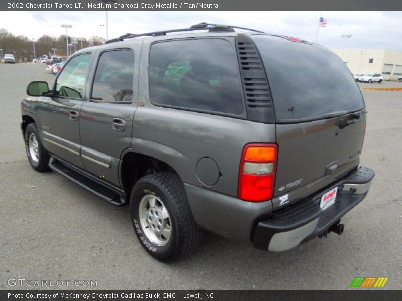 Medium Charcoal Gray Metallic / Tan/Neutral 2002 Chevrolet Tahoe LT