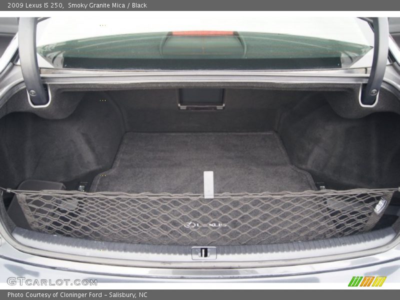  2009 IS 250 Trunk