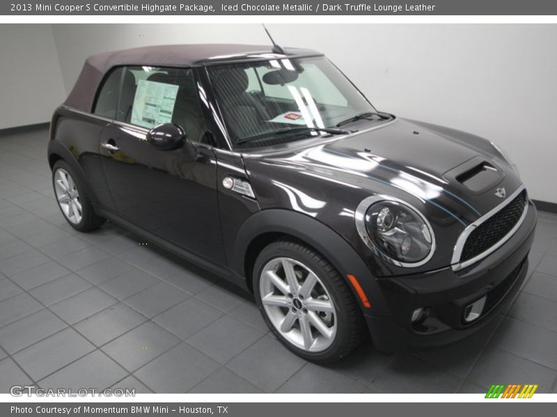 Front 3/4 View of 2013 Cooper S Convertible Highgate Package