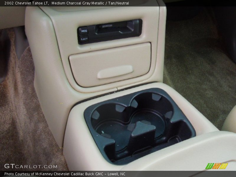 Medium Charcoal Gray Metallic / Tan/Neutral 2002 Chevrolet Tahoe LT