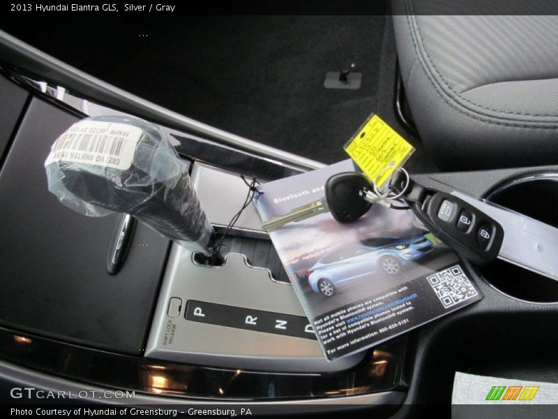 Silver / Gray 2013 Hyundai Elantra GLS