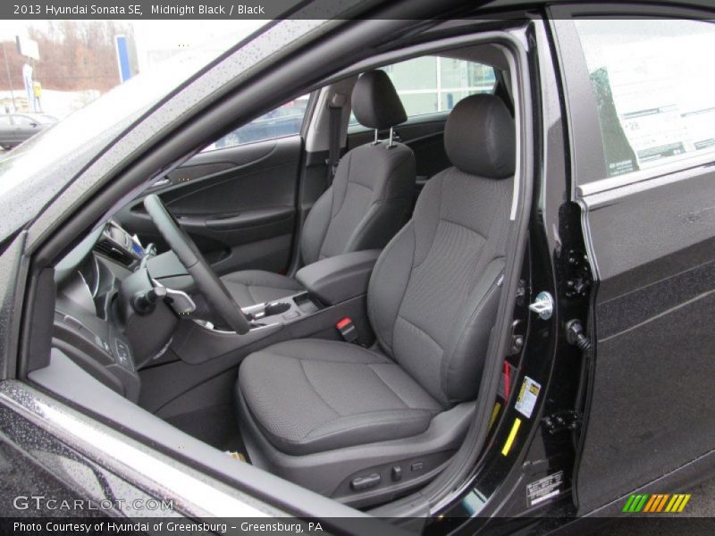 Midnight Black / Black 2013 Hyundai Sonata SE