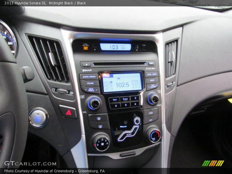Midnight Black / Black 2013 Hyundai Sonata SE