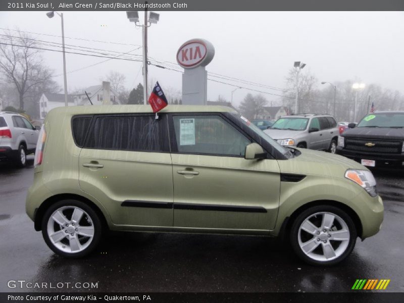  2011 Soul ! Alien Green