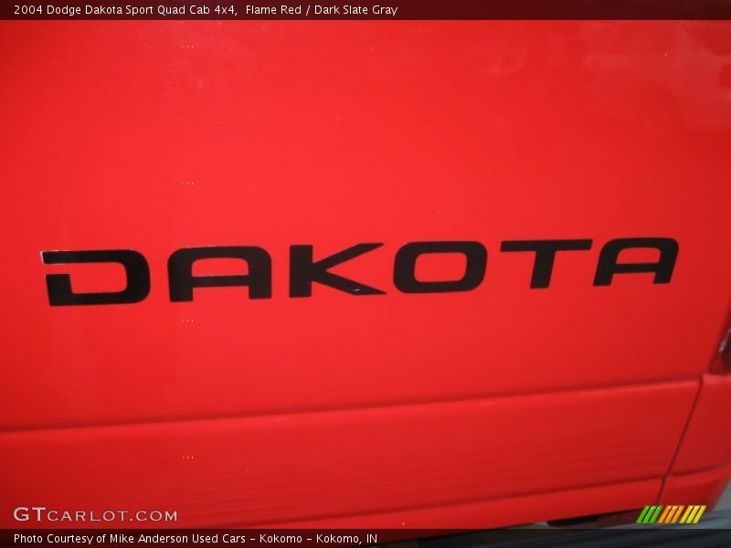 Flame Red / Dark Slate Gray 2004 Dodge Dakota Sport Quad Cab 4x4