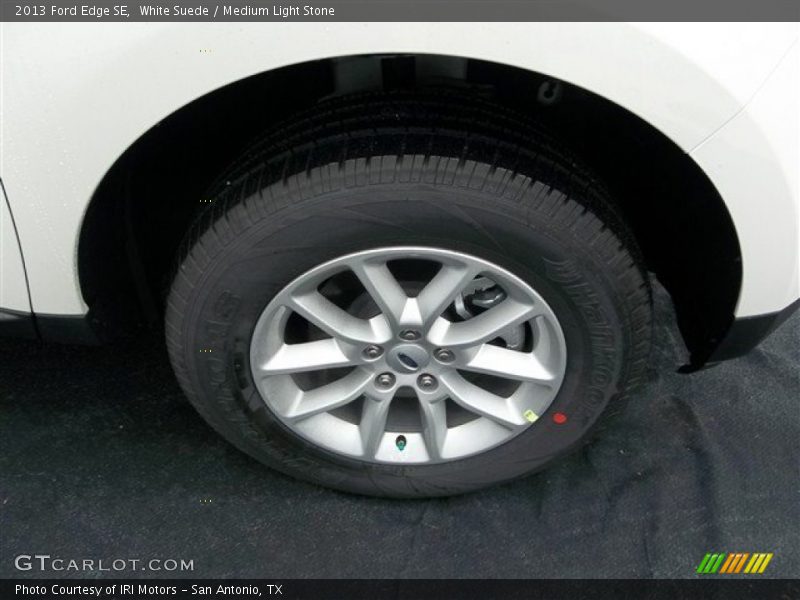 White Suede / Medium Light Stone 2013 Ford Edge SE