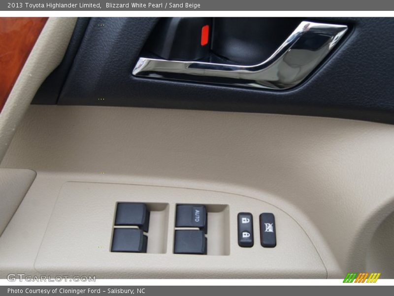 Blizzard White Pearl / Sand Beige 2013 Toyota Highlander Limited