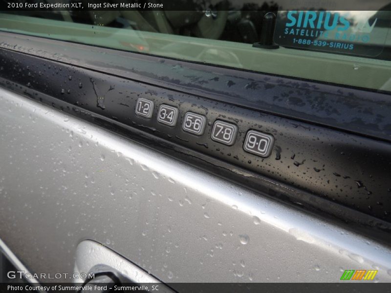 Ingot Silver Metallic / Stone 2010 Ford Expedition XLT